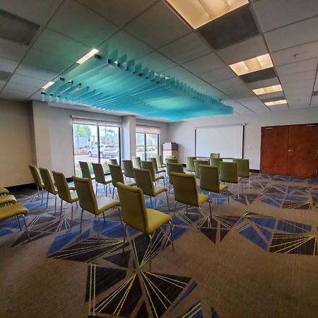Holiday Inn Express Hotel & Suites Miami - Hialeah By Ihg Zewnętrze zdjęcie