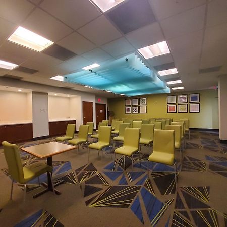 Holiday Inn Express Hotel & Suites Miami - Hialeah By Ihg Zewnętrze zdjęcie