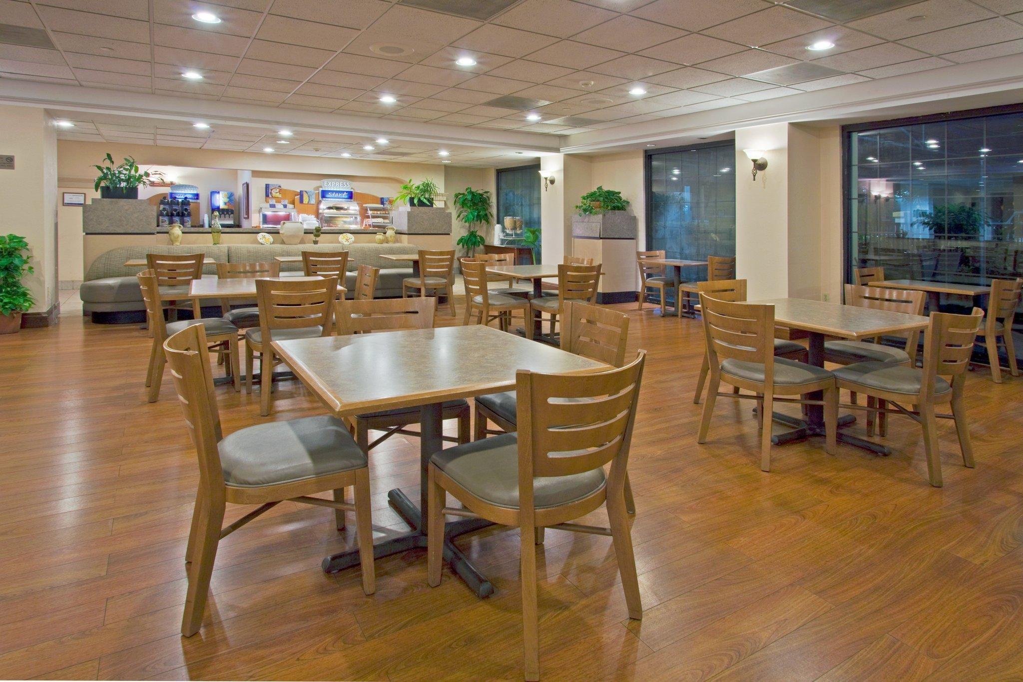Holiday Inn Express Hotel & Suites Miami - Hialeah By Ihg Zewnętrze zdjęcie