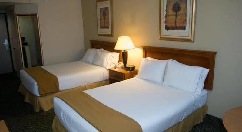 Holiday Inn Express Hotel & Suites Miami - Hialeah By Ihg Zewnętrze zdjęcie