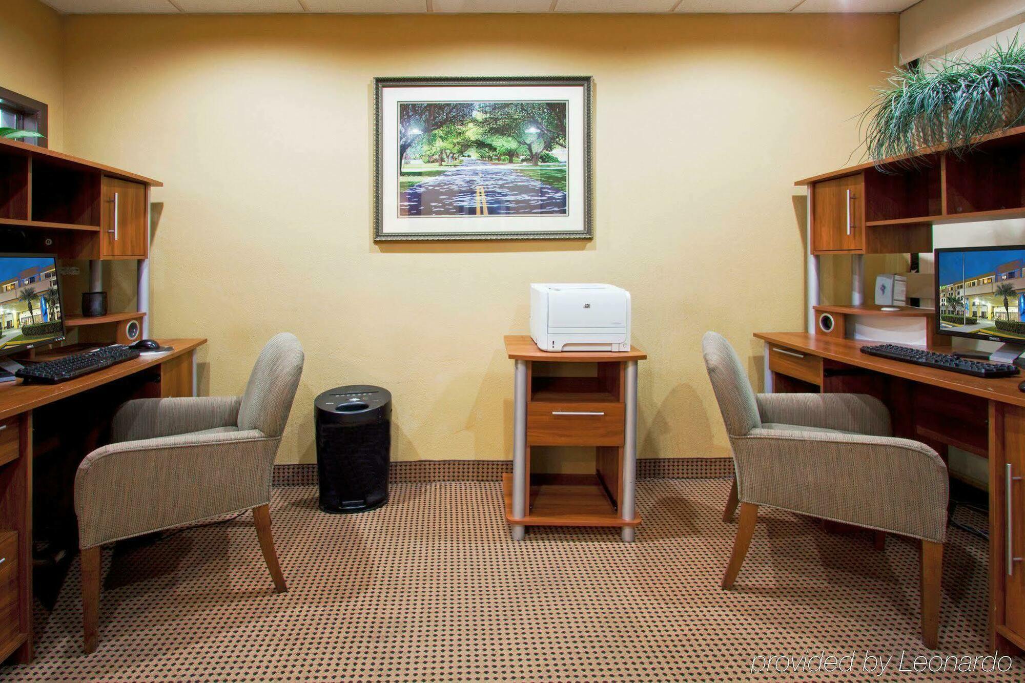Holiday Inn Express Hotel & Suites Miami - Hialeah By Ihg Zewnętrze zdjęcie