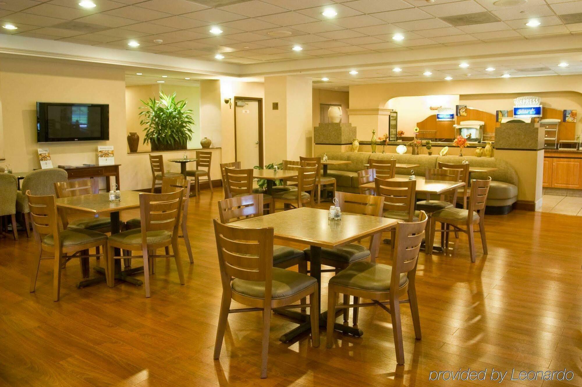 Holiday Inn Express Hotel & Suites Miami - Hialeah By Ihg Zewnętrze zdjęcie