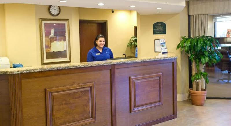 Holiday Inn Express Hotel & Suites Miami - Hialeah By Ihg Zewnętrze zdjęcie